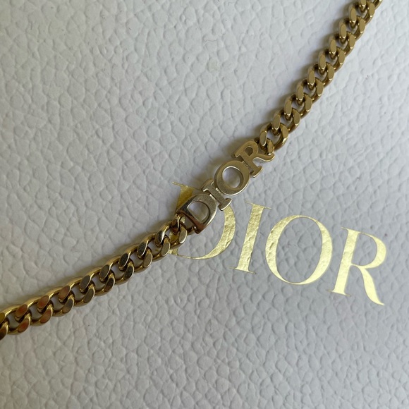 ❌SOLD OUT❌Dior Champaign Gold Spelled Logo Chain Choker - Picture 4 of 11
